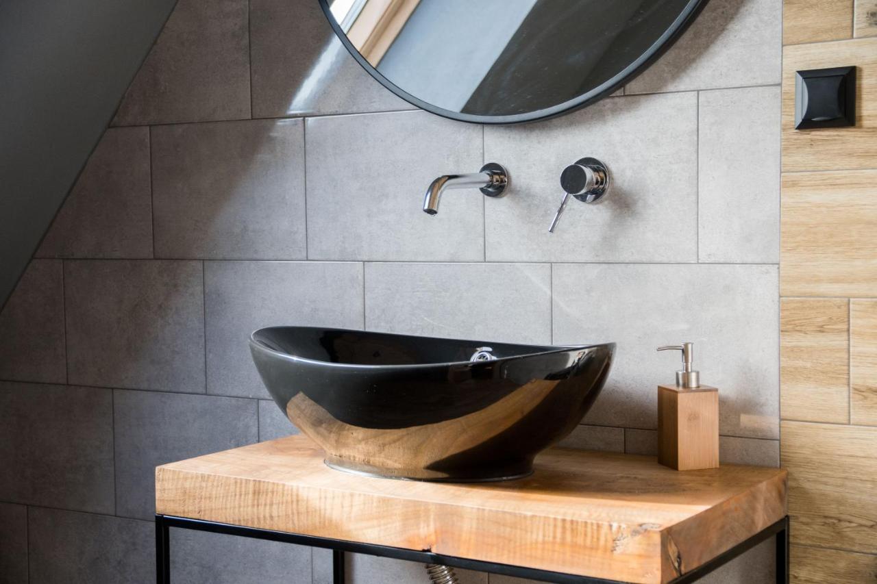 Nad Termami Villa Dzianisz Ngoại thất bức ảnh
